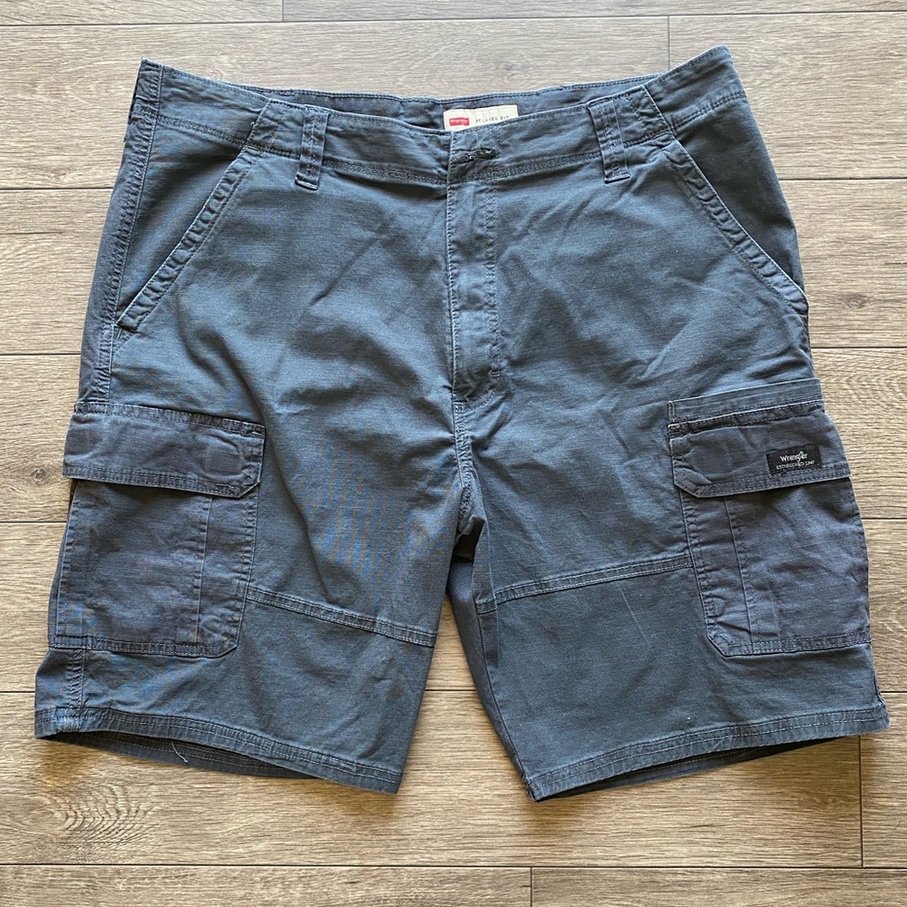 Wrangler Cargo Shorts Relaxed Fit 38 Blue